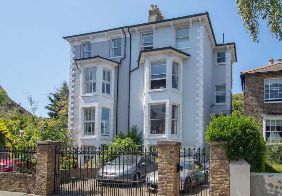 Stunning Large Victorian Maisonette With Sea View Deal Exterior foto