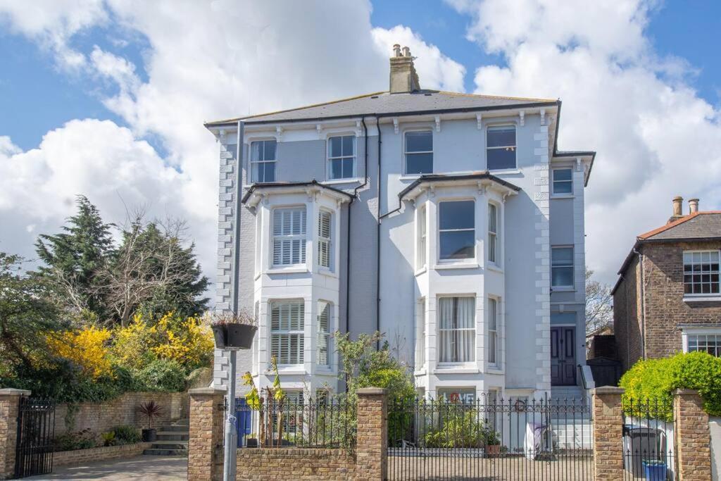 Stunning Large Victorian Maisonette With Sea View Deal Exterior foto