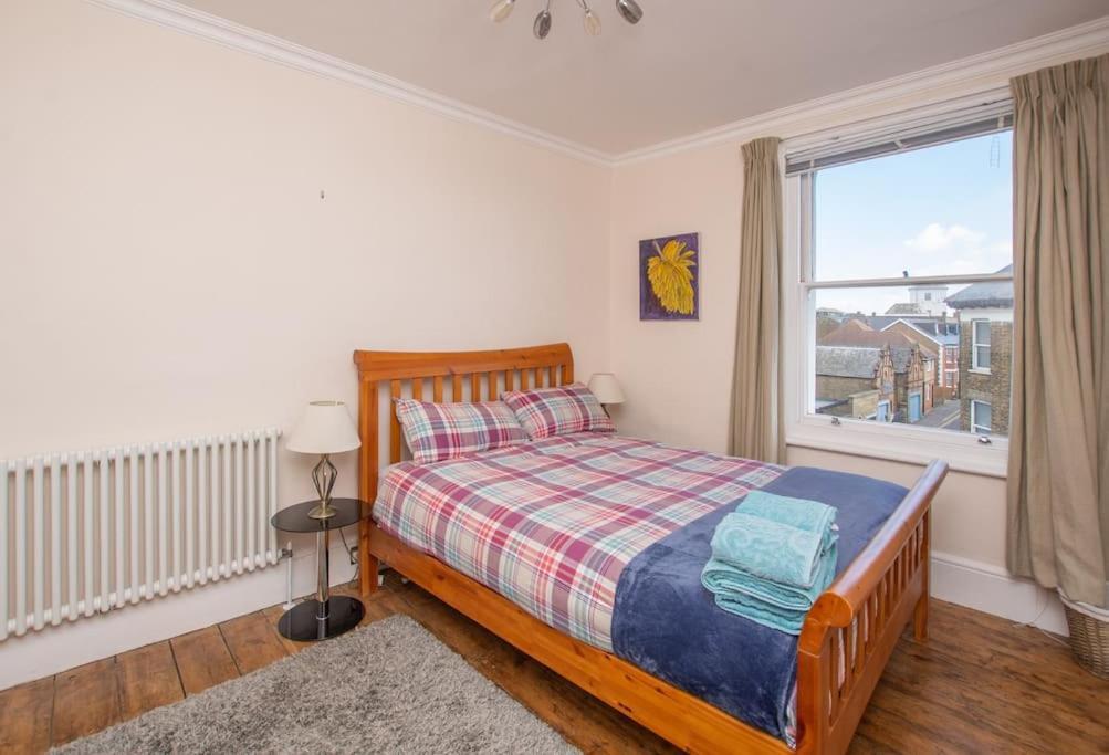 Stunning Large Victorian Maisonette With Sea View Deal Exterior foto